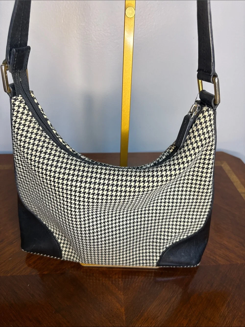 Aigner Black & White Houndstooth Shoulder Bag